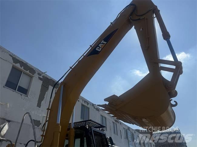 CAT 320 C L Crawler excavators