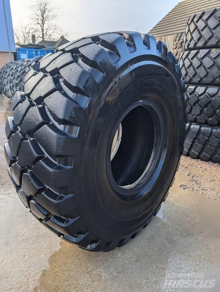 Bridgestone VLTS Tyres, wheels and rims