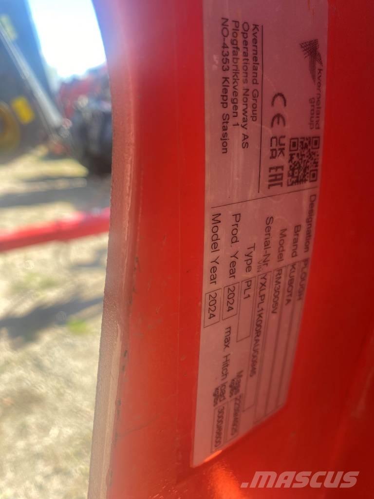Kubota RM 300 SV Reversible ploughs
