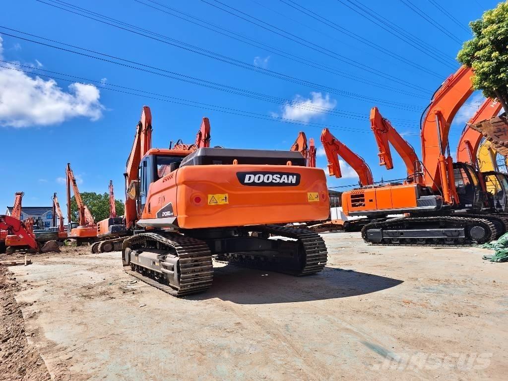 Doosan DX380LC-9 Amphibious Excavators