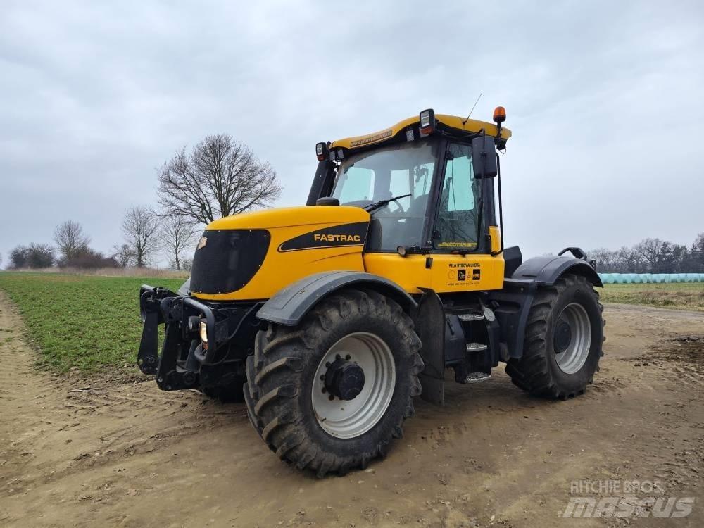 JCB Fastrac 3200 Tractors