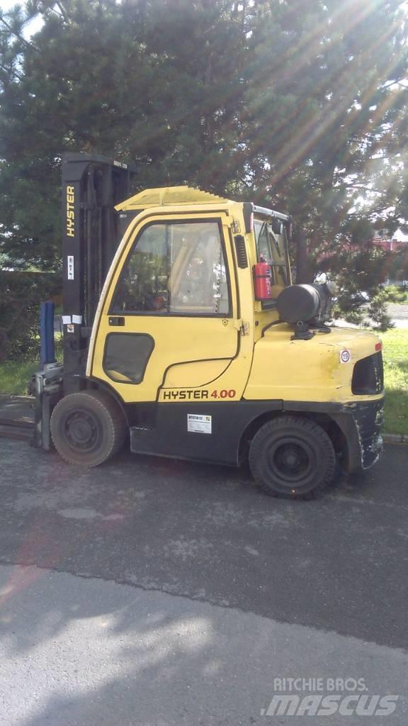 Hyster H4.0FT6 LPG trucks