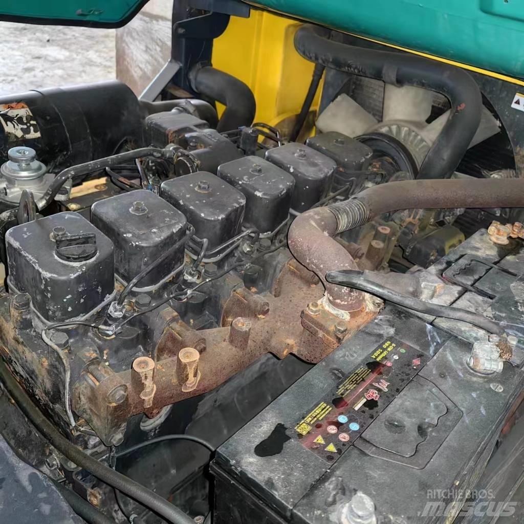 Komatsu FD 50-6 Diesel trucks