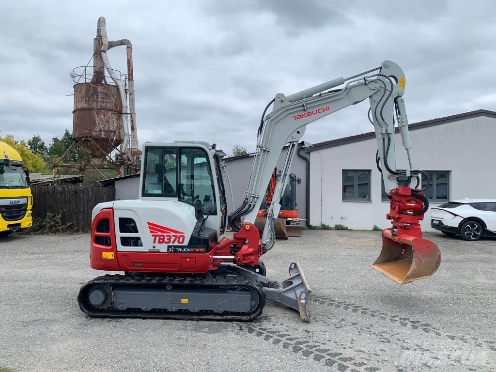 Takeuchi TB 370 Midi excavators  7t - 12t
