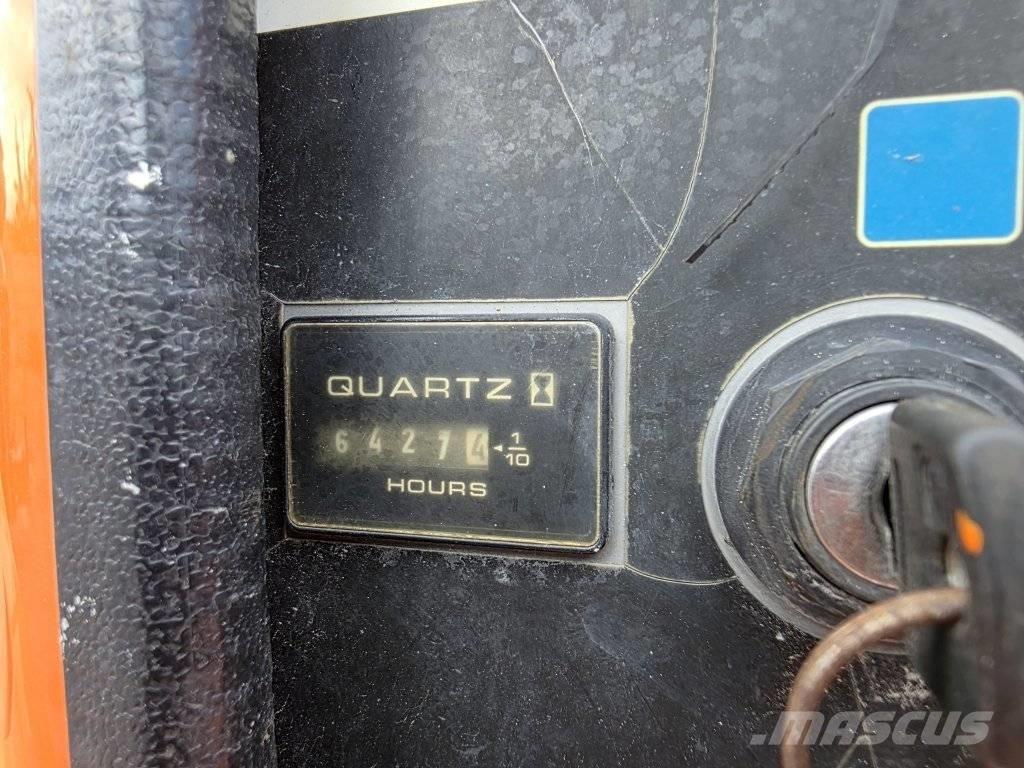 JLG 510AJ Articulated boom lifts