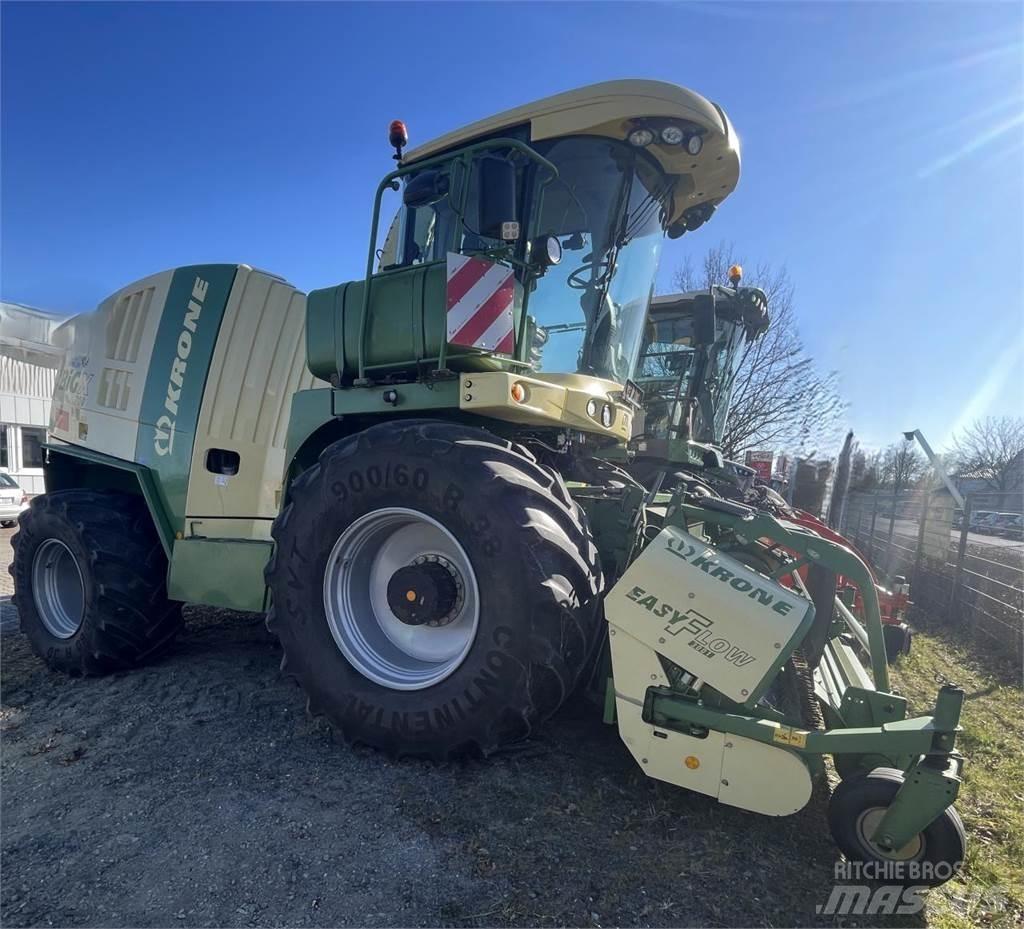 Krone BIG x 700 Self-propelled foragers