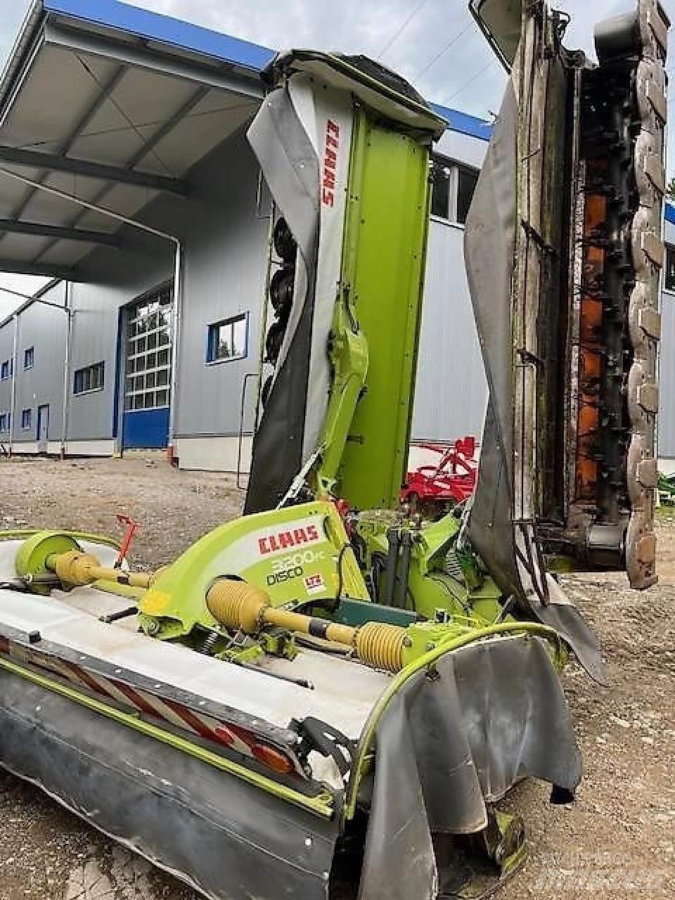 CLAAS 3200FC + 9300C Mowers