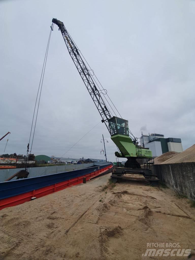 Sennebogen 625 625 Harbour cranes