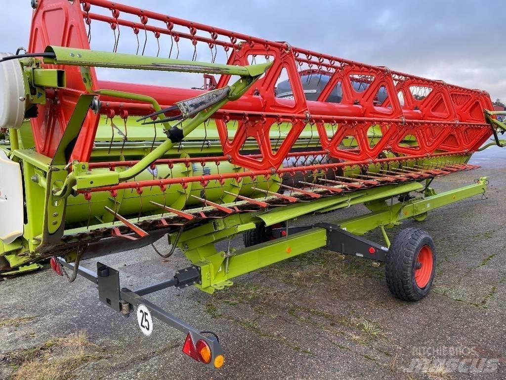 CLAAS Tucano 430 Combine harvesters