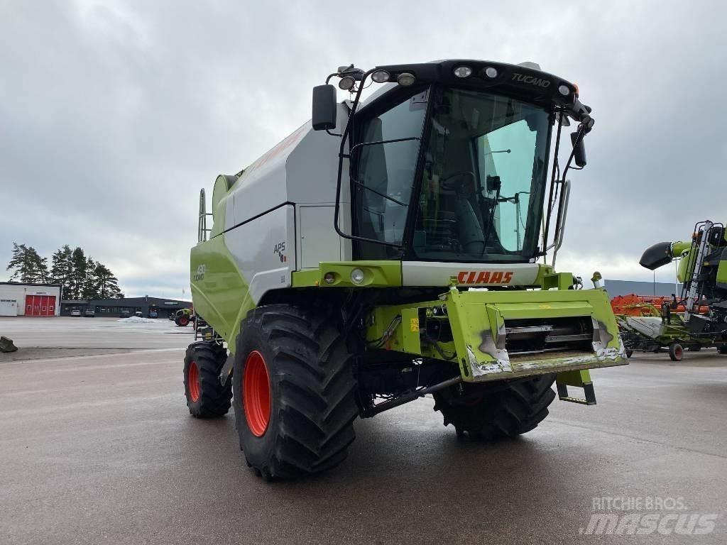 CLAAS Tucano 430 Combine harvesters