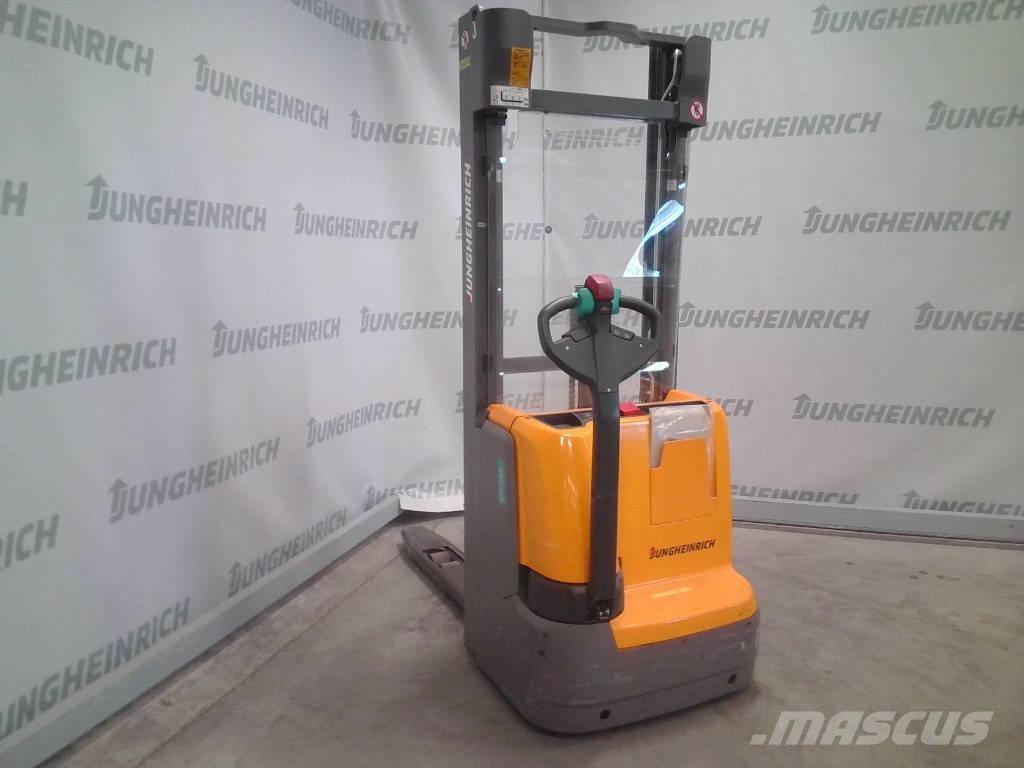 Jungheinrich EJC 112 Pedestrian stacker