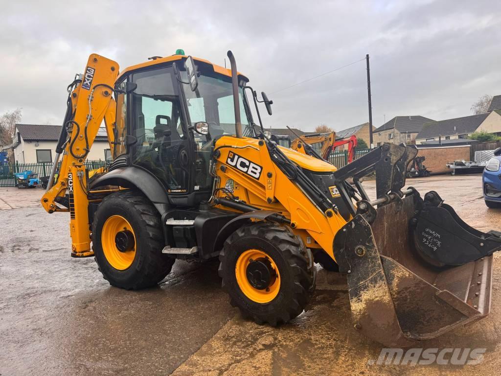 JCB 3 CX Backhoe loaders