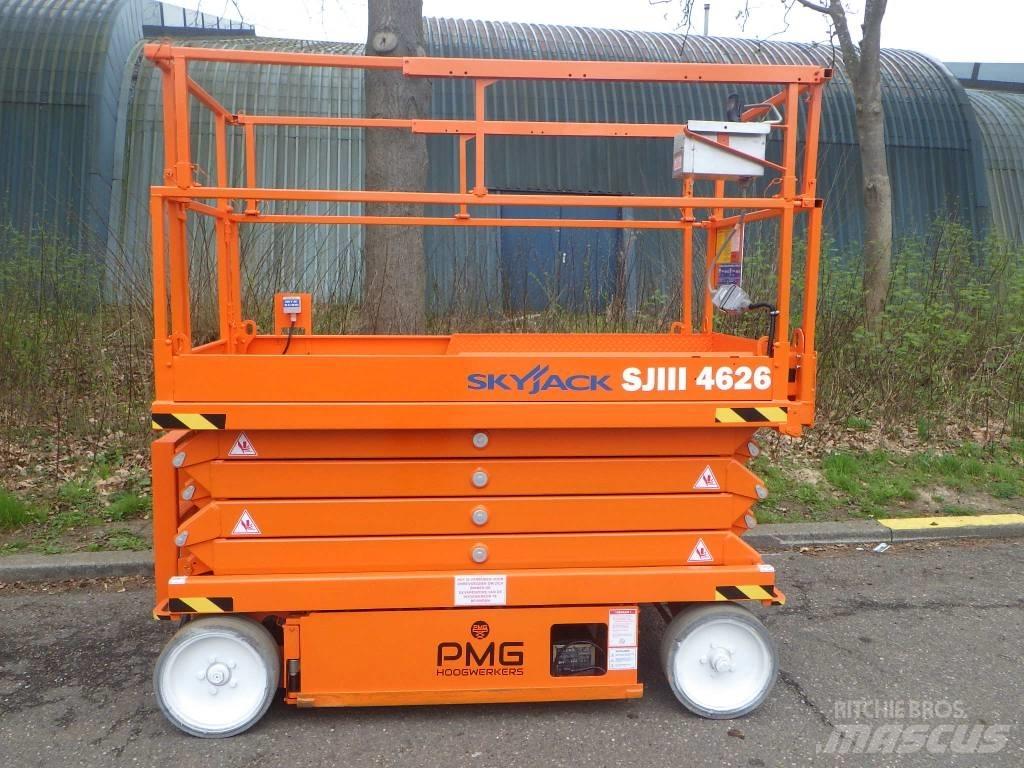 SkyJack SJ4626 Scissor lifts