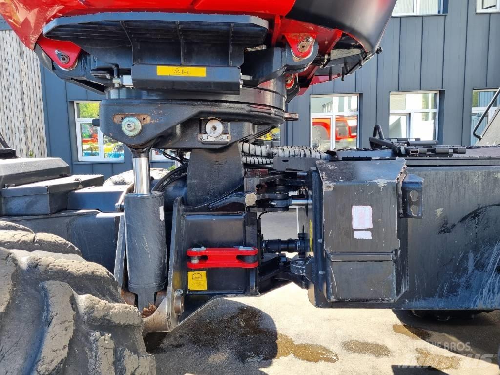 Komatsu 931 XC Harvesters