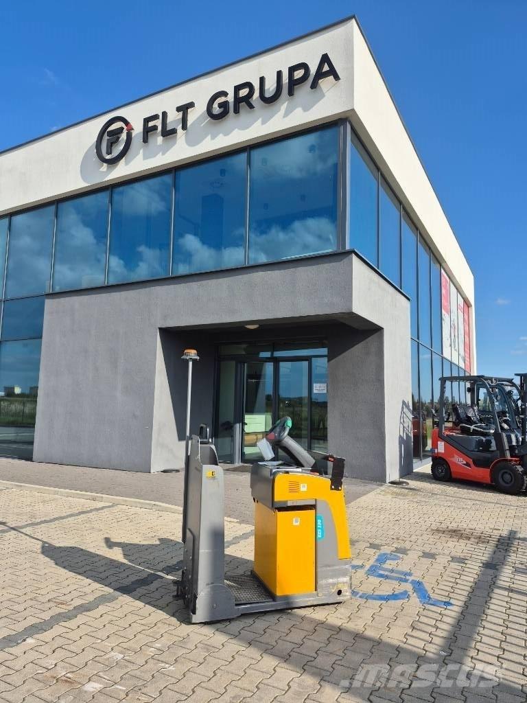Jungheinrich EZS 130 Towing trucks