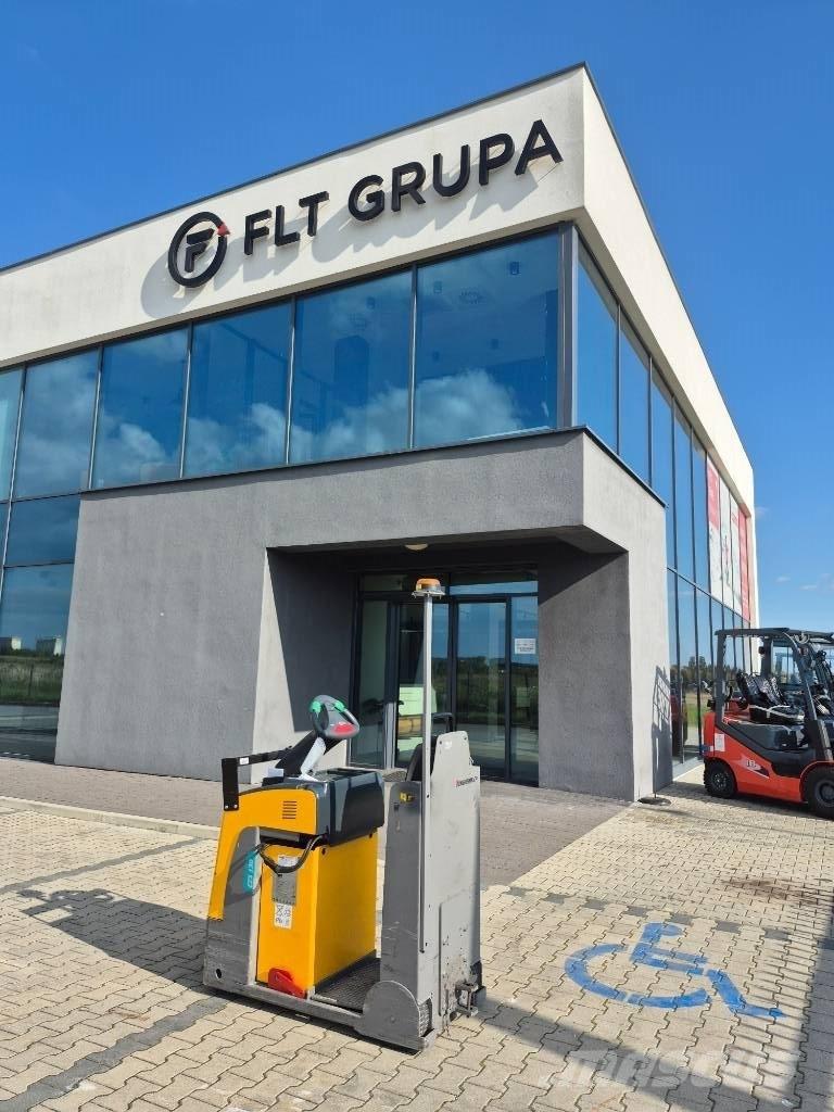 Jungheinrich EZS 130 Towing trucks