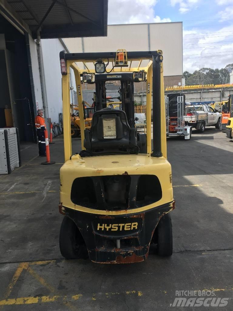 Hyster H2.5FT LPG trucks