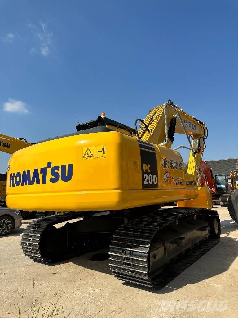 Komatsu PC 200-7 Crawler excavators