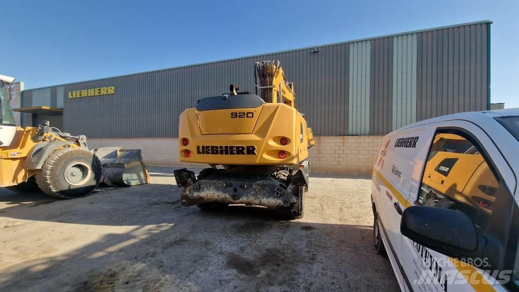 Liebherr A 920 Wheeled excavators