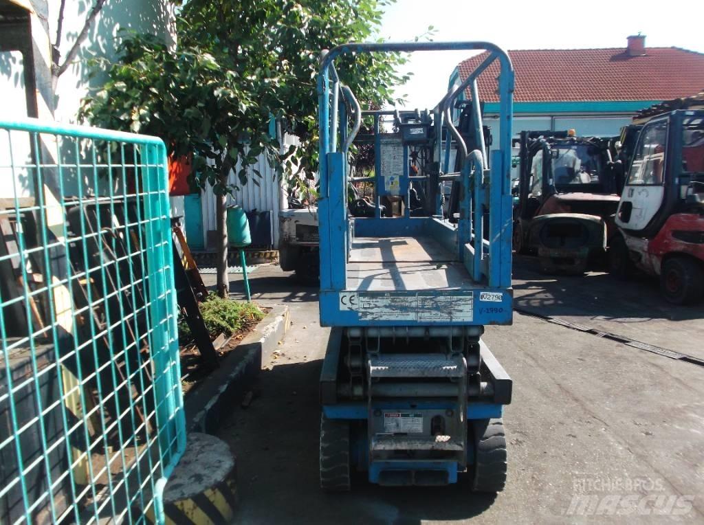 Genie GS 2032    V-2790 Vertical mast lifts