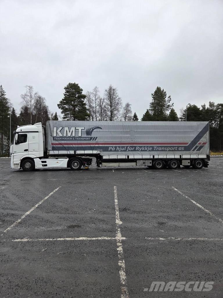 Närko Jumbo Curtainsider semi-trailers