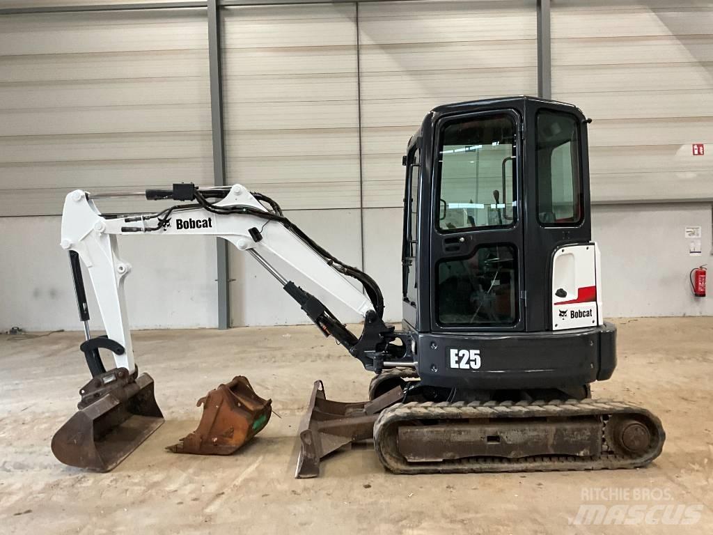 Bobcat E 25 Mini excavators < 7t (Mini diggers)