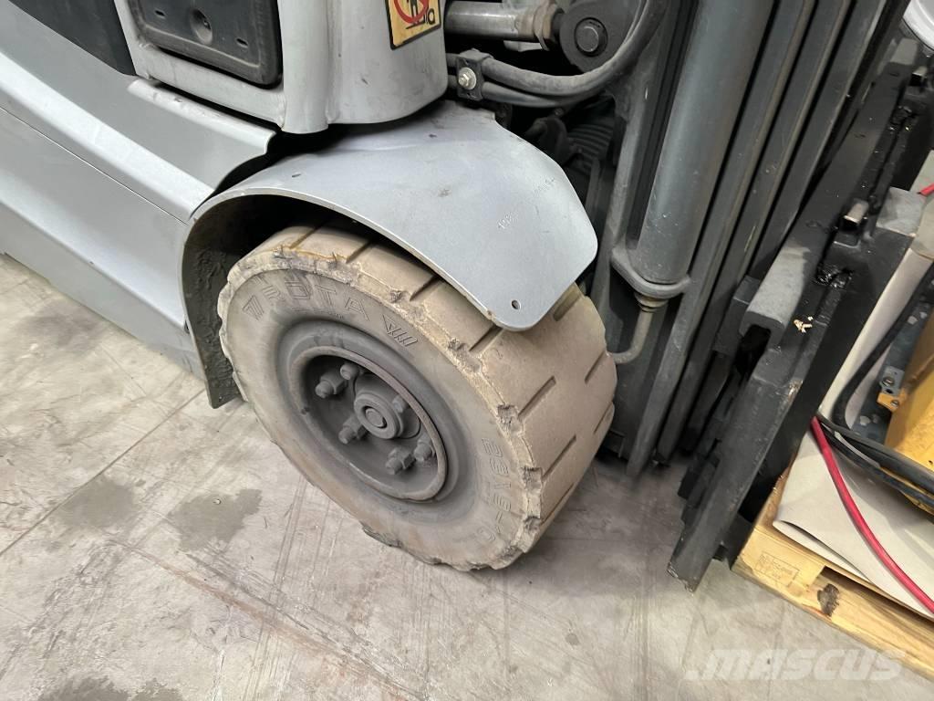 Still RX 60-25 Electric forklift trucks