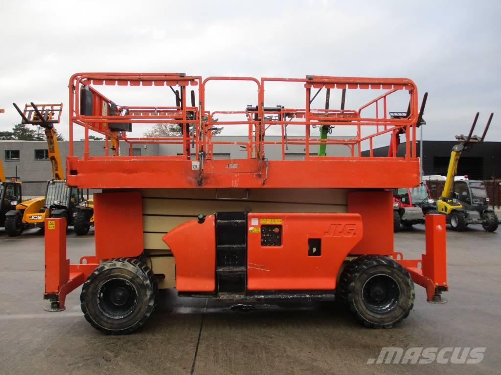 JLG 4384 RT (219) Scissor lifts