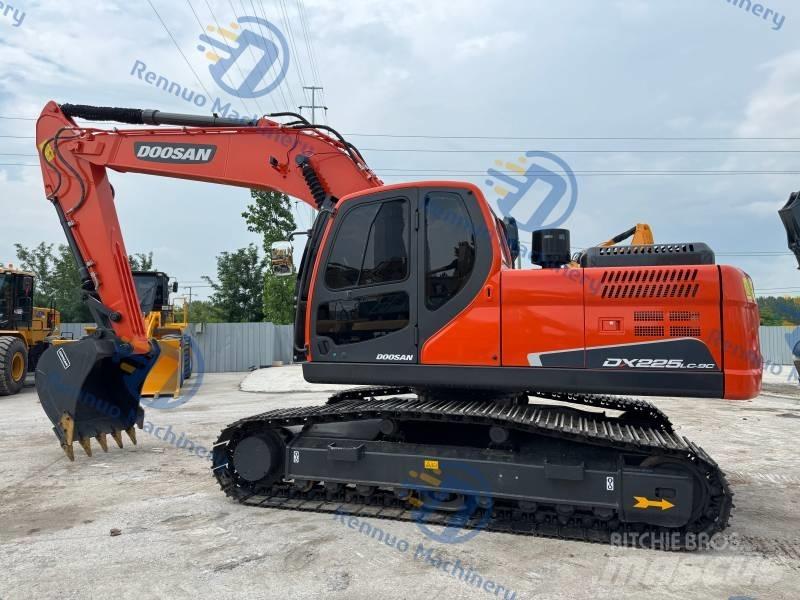 Doosan DX 225 LC-9C Crawler excavators
