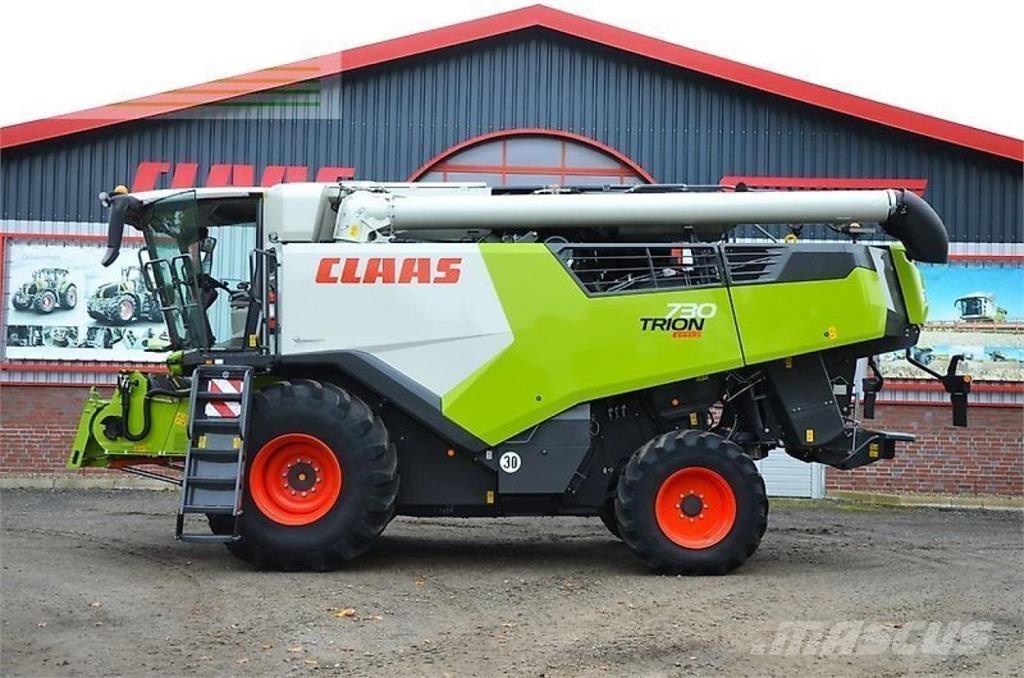 CLAAS trion 730 Combine harvesters
