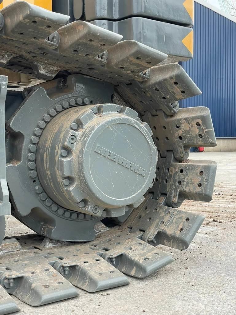 Liebherr LR1200 Tracked cranes