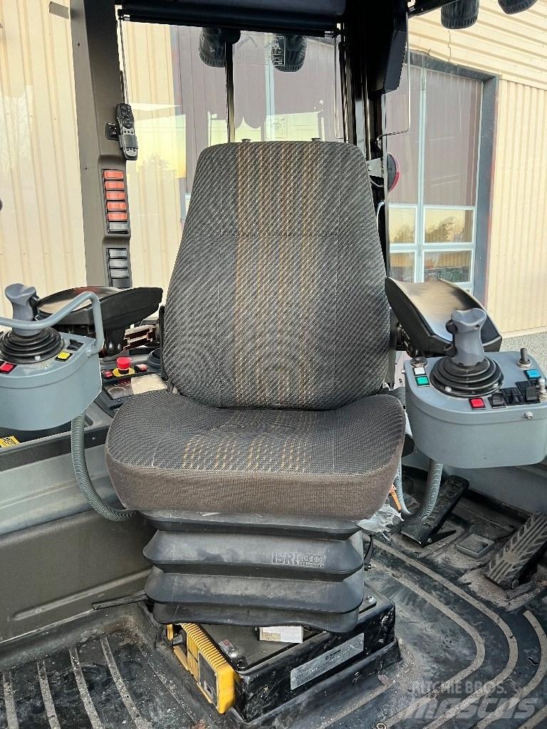 Huddig 1260 C Cable Backhoe loaders