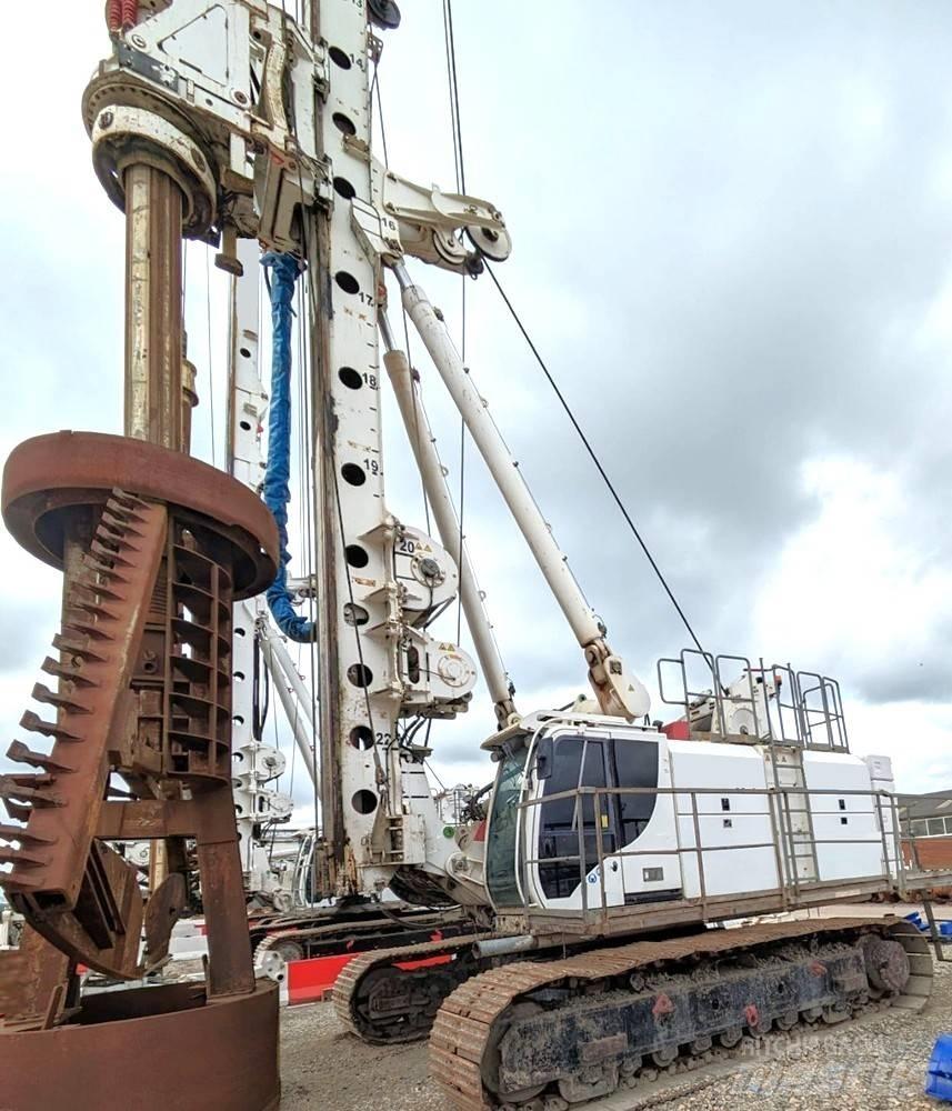 Bauer BG30 Piling rigs