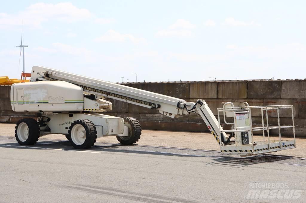 Genie S65 Telescopic boom lifts