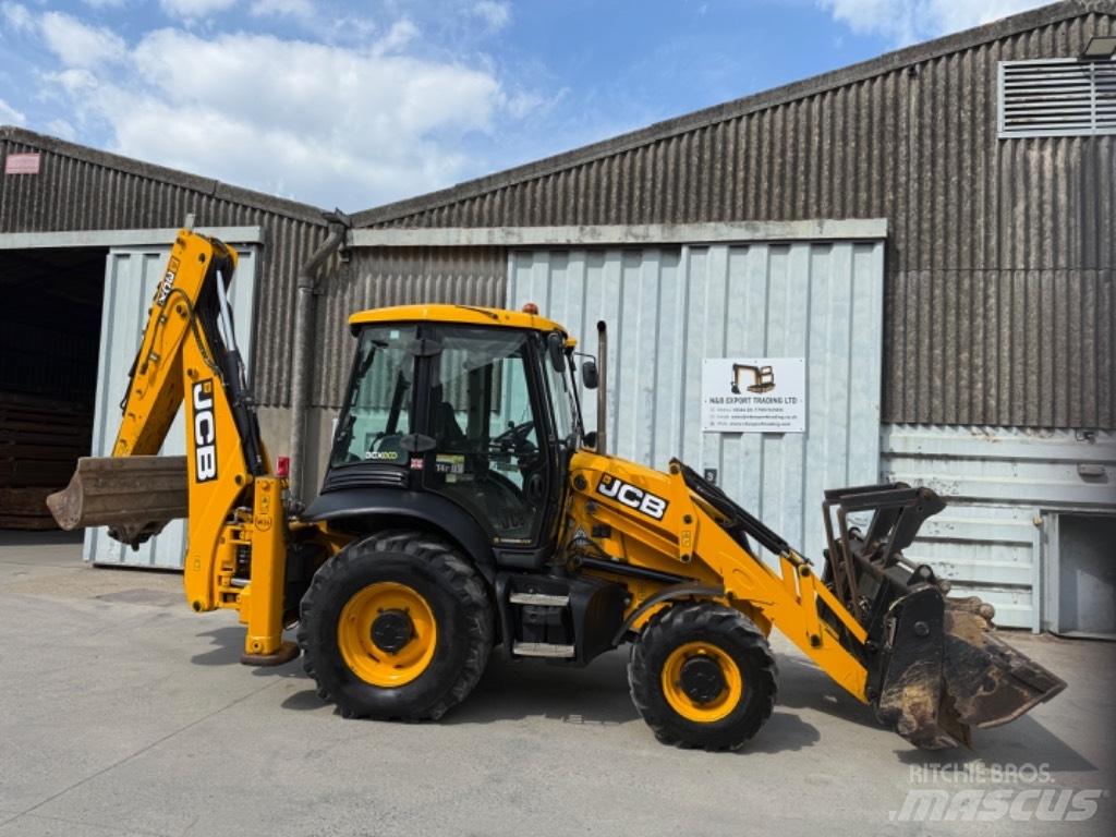JCB 3 CX Backhoe loaders