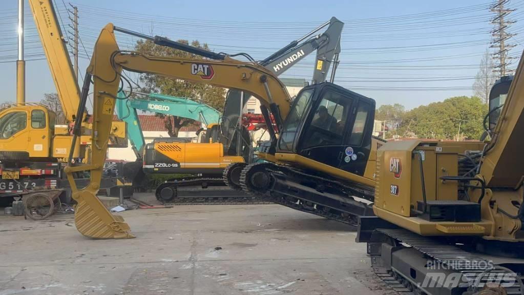 CAT 313 D Crawler excavators