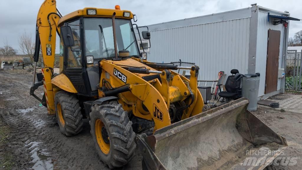 JCB 2 CX Backhoe loaders