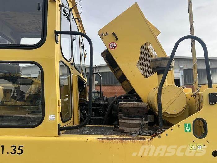 Corinsa CCR 2135 Pneumatic tired rollers