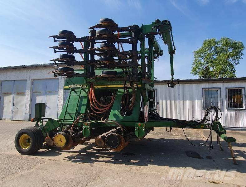 John Deere 750 A Agriculture - Others