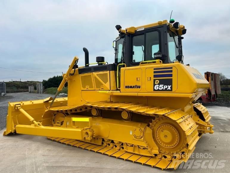 Komatsu D 65PX-18 Crawler dozers