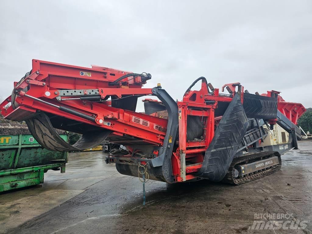 Sandvik QE 441 Mobile screeners