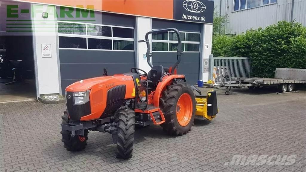 Kubota l1-552 rops Tractors