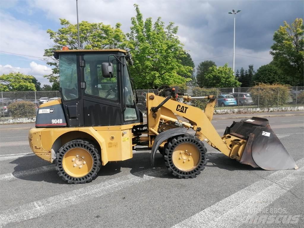CAT 904B Other loading and digging and accessories
