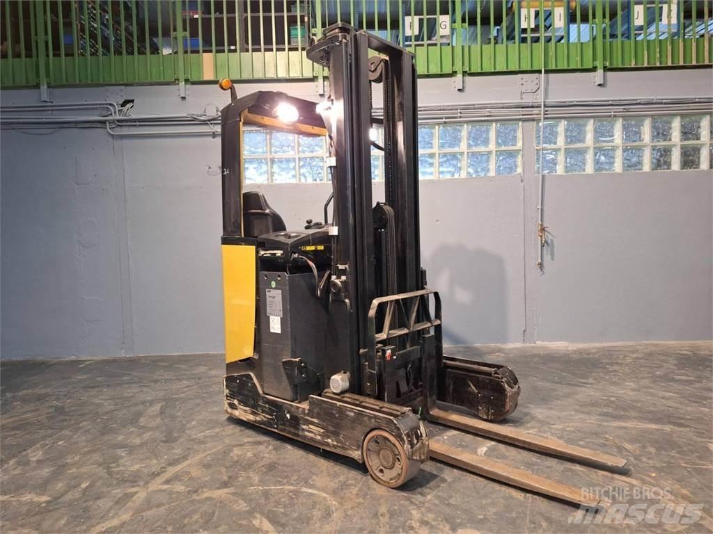 CAT NR16N Reach trucks