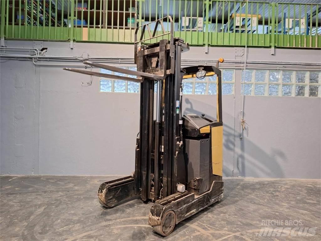 CAT NR16N Reach trucks