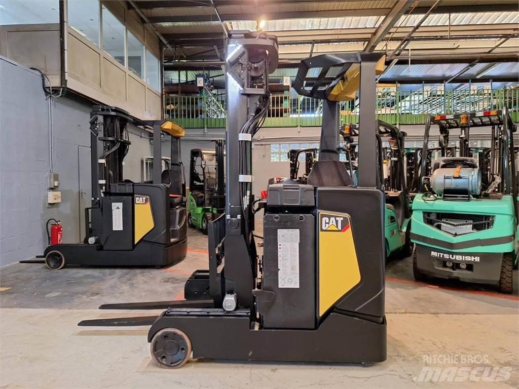 CAT NR16N2 Reach trucks