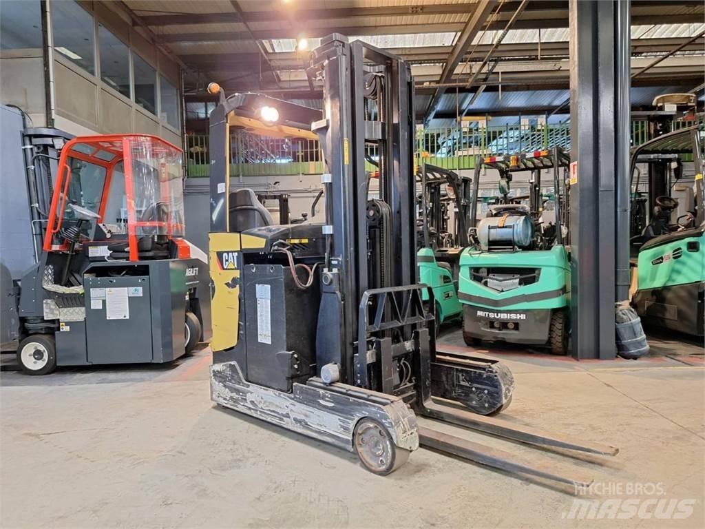 CAT NR20NH Reach trucks