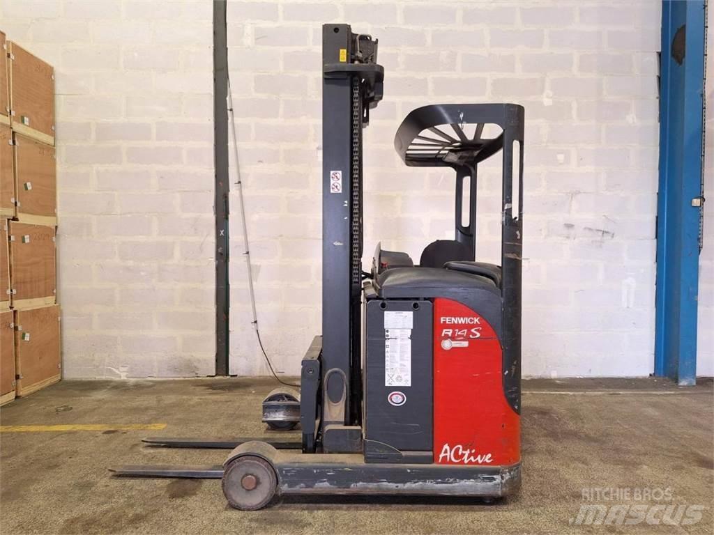 Fenwick R14S Reach trucks