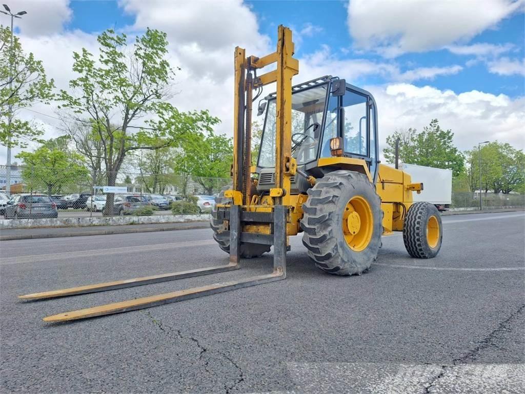 JCB 930-2 Rough terrain trucks