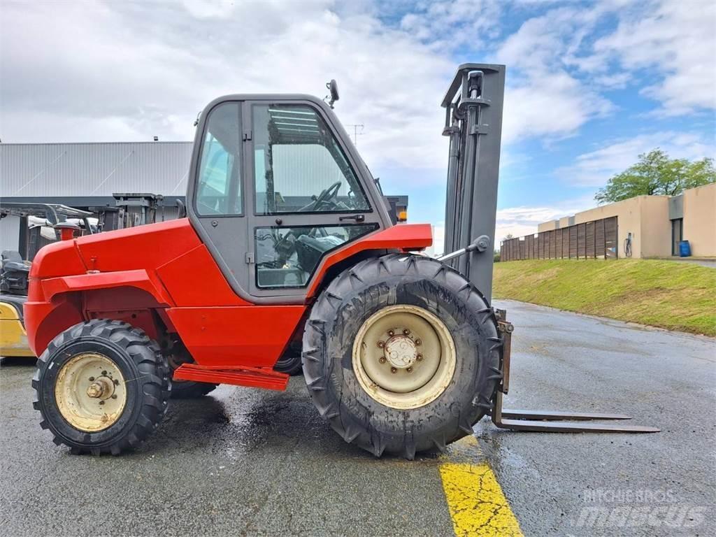 Manitou M30.2 Rough terrain trucks